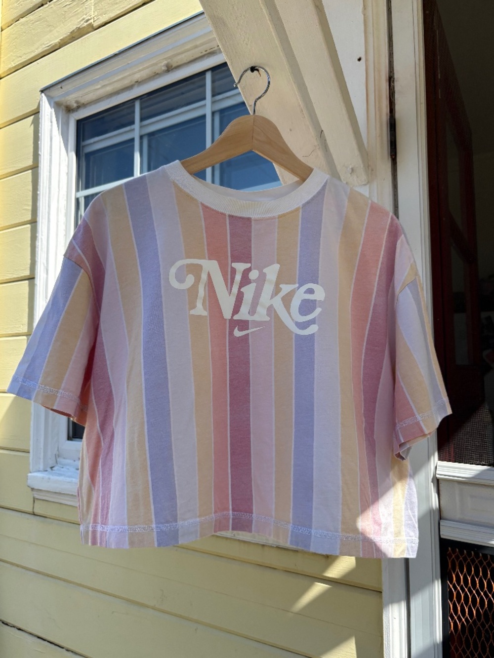 NWOT Nike Women’s XL Striped Oversized Pastel Rainbow Crop T-Shirt - Picture 1 of 6